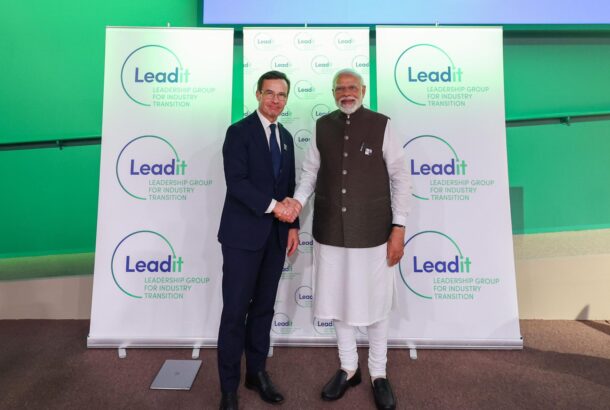 Indian Prime Minister Modi (right) and Swedish Prime Minister Kristersson (left)