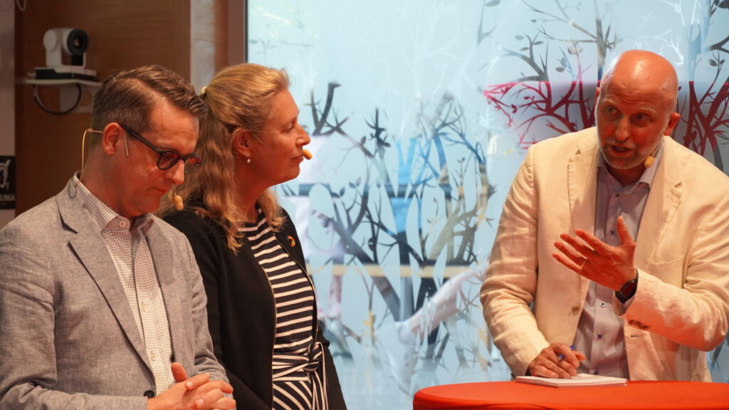 LeadIT panel discussion with Per Andersson, Annika Ramsköld and Rémy Kolessar. Photo: Engaging India @Almedalen