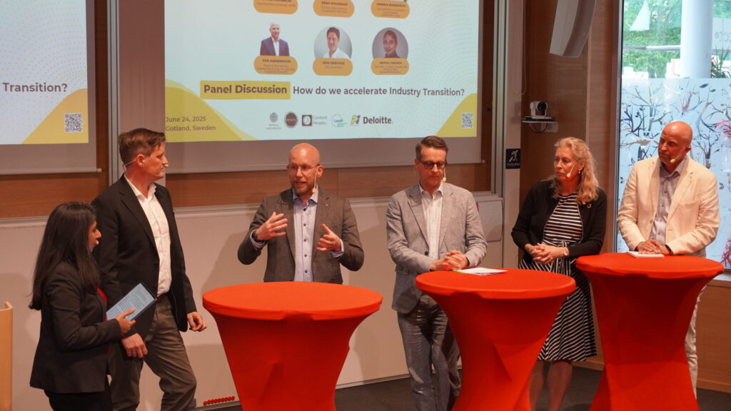 LeadIT panel discussion, right to left: Per Andersson, Annika Ramsköld, Rémy Kolessar, David Högnelid, Erik Enecker and Rupila Mehra. Photo: Engaging India at Almedalen